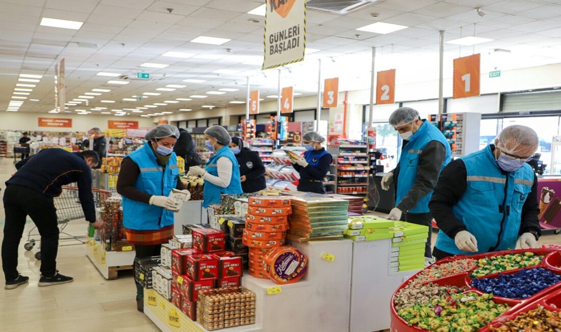 Ramazan Bayramı öncesi Diyarbakır’daki tatlı, şekerleme ve kuruyemiş satış noktalarında