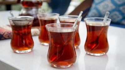 Tarım ve Orman Bakanlığı’nın gıda denetimlerinde siyah çayda yasaklı boya