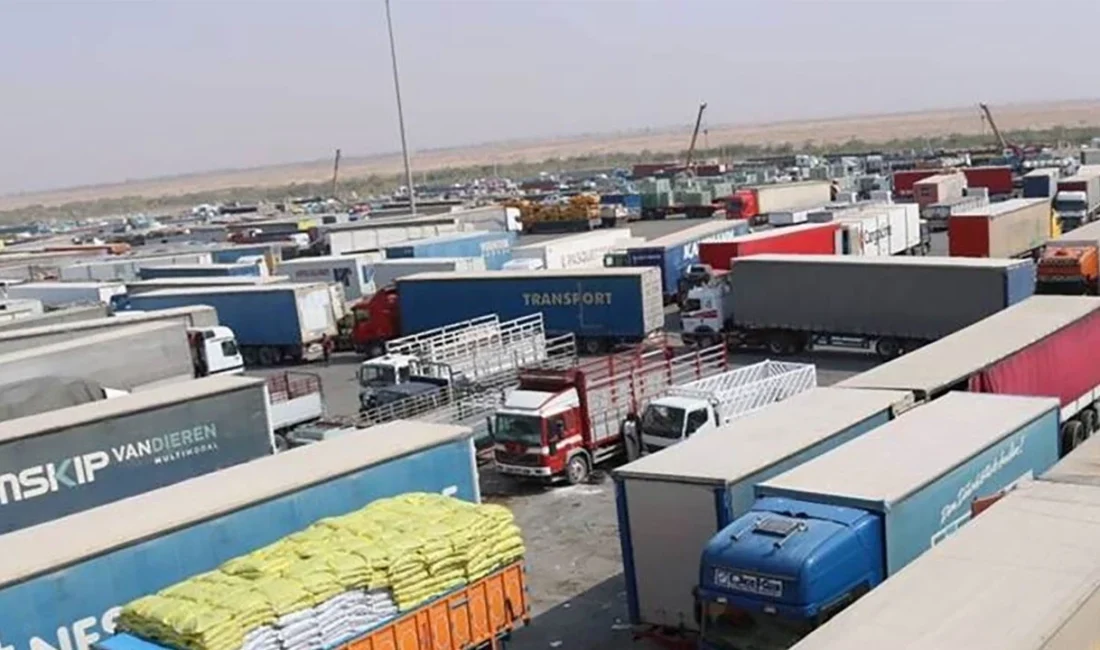 Savaşın hakim olduğu İran'da yönetim 'savaş ekonomisi' kararı aldı. İran'da